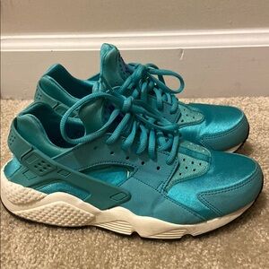 Nike Air Huarache Run Sneakers